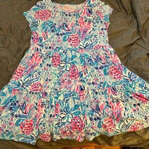 Lilly Pulitzer Pink and Blue Cap Sleeve Knee Length Dress
